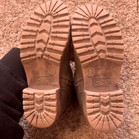 NWOT Yourh Girls Boots size 1 Justice brand - Picture 2 of 2